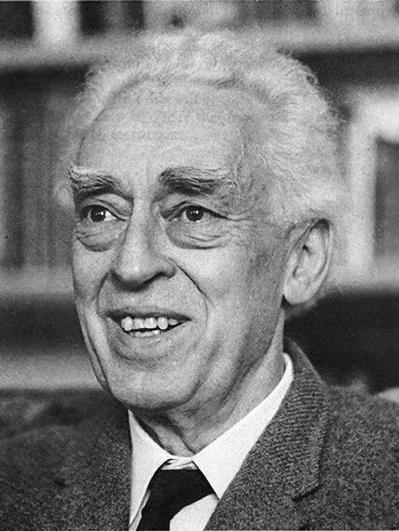 Piero Sraffa, ekonom politik berpengaruh dan pelopor mazhab neo-Ricardian dari Universitas Cambridge