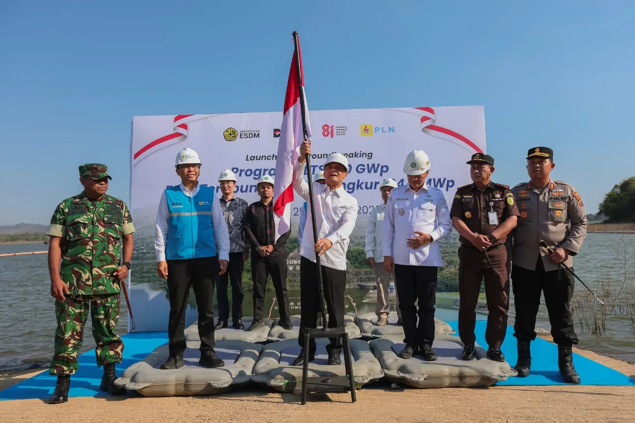PLTS Terapung Gajah Mungkur Wonogiri resmi dibangun untuk dukung energi hijau