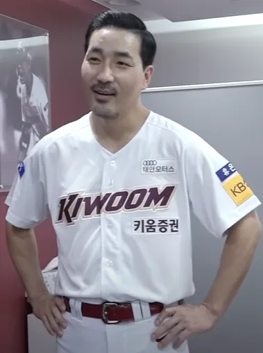 Profil aktor Korea Selatan Ha Do-kwon yang sukses membintangi berbagai drama populer