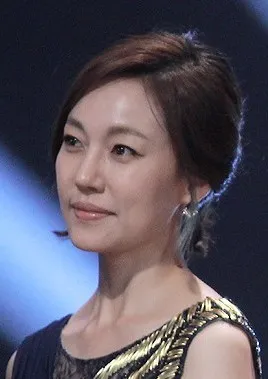 Profil aktris senior Korea Selatan Jin Kyung yang sukses membintangi berbagai drama populer
