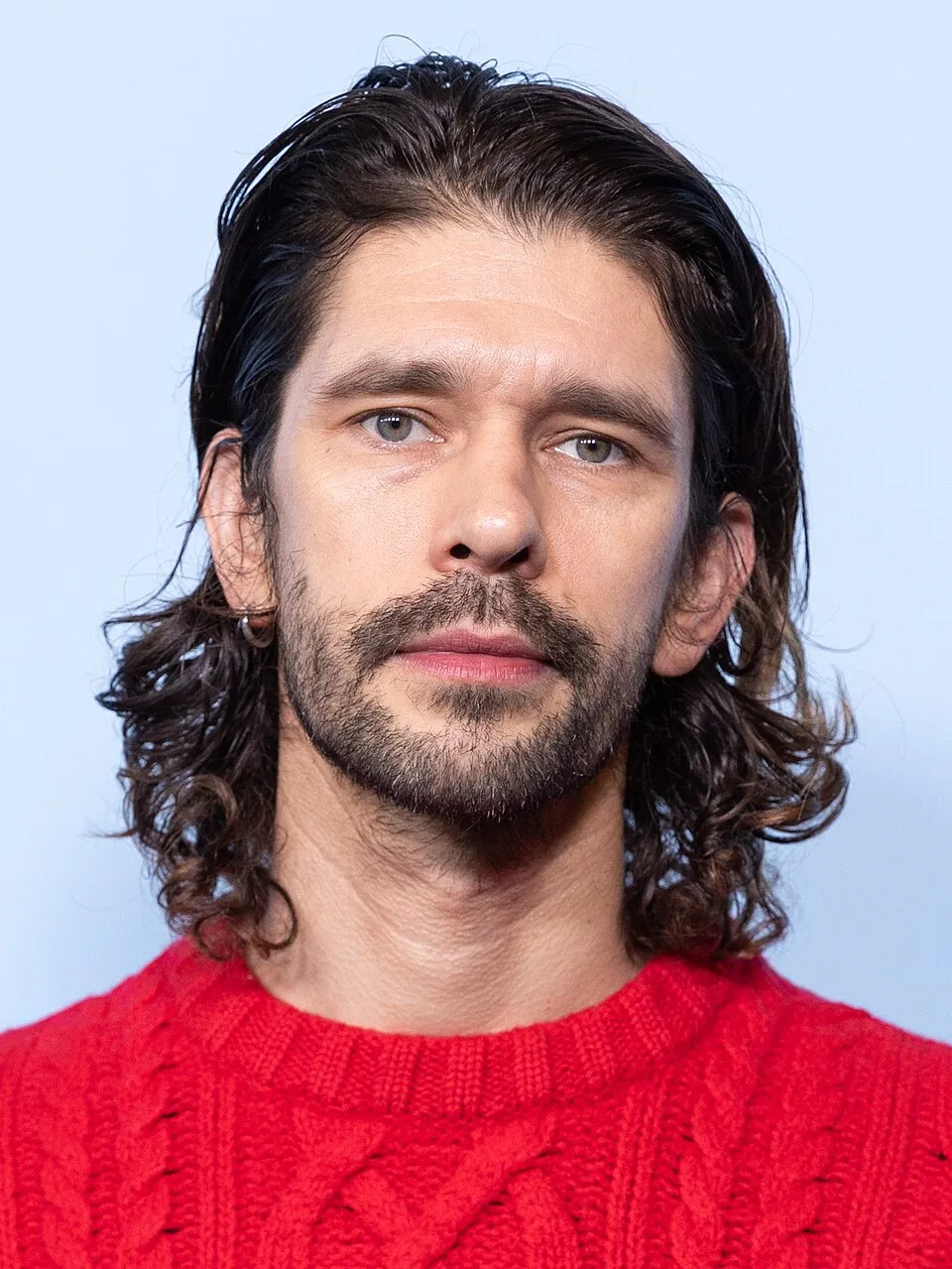 Profil Ben Whishaw sebagai aktor Inggris peraih penghargaan internasional bergengsi
