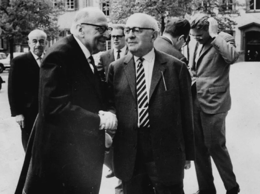 Frankfurt School sebagai pusat pemikiran sosiologi dan teori kritis terkemuka di dunia