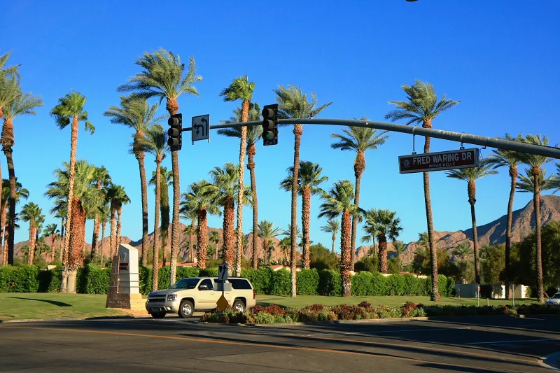 Indian Wells, kota resor dan pusat turnamen tenis kelas dunia di California