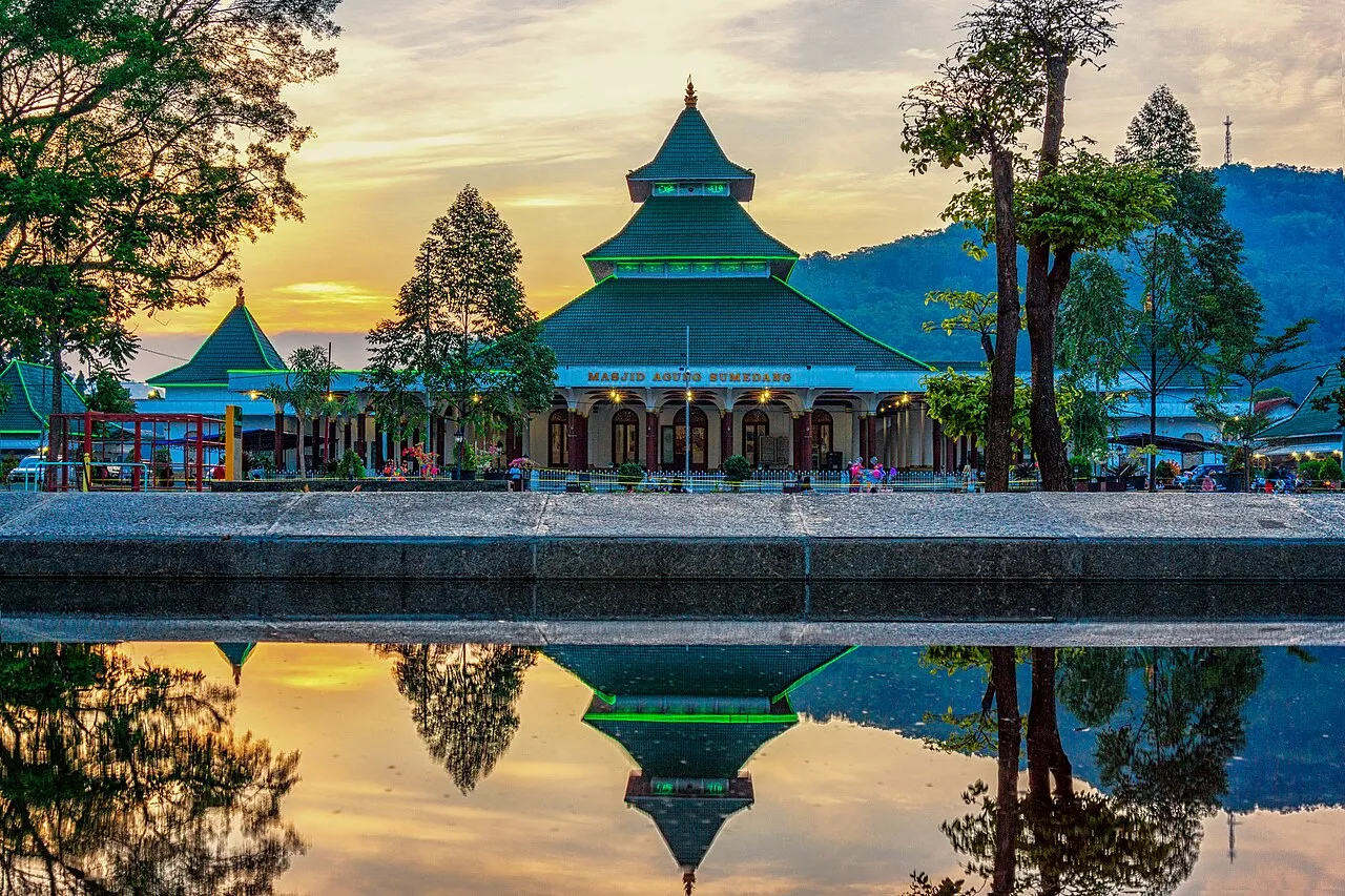 Pemandangan pusat kota Kabupaten Sumedang di Jawa Barat