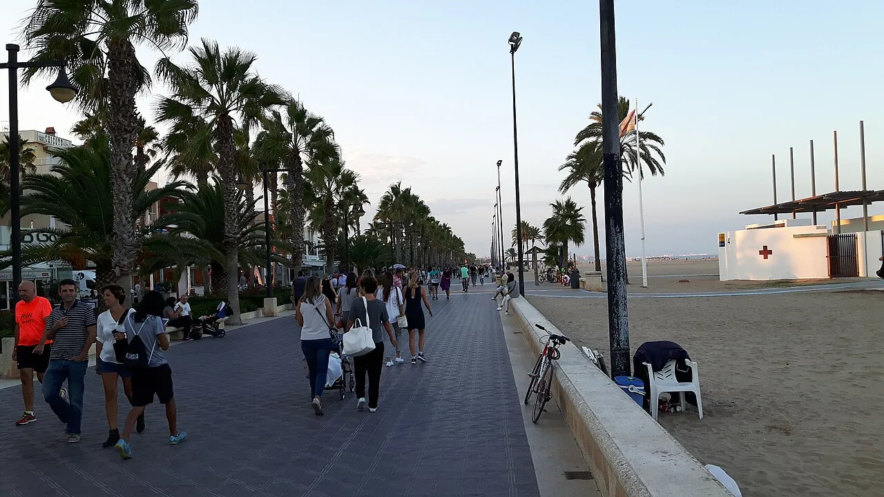 Valencia, kota terbesar ketiga di Spanyol yang kaya akan sejarah dan budaya Mediterania