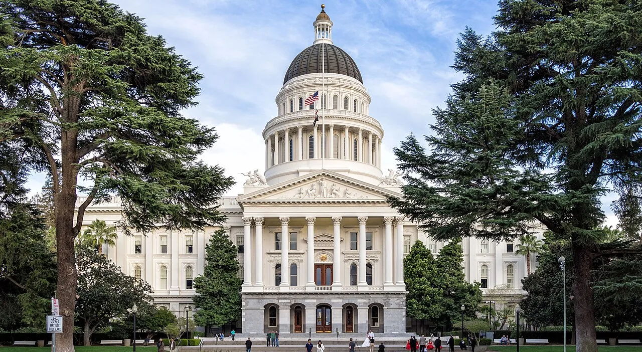Sacramento County, wilayah penting dan pusat pemerintahan di negara bagian California