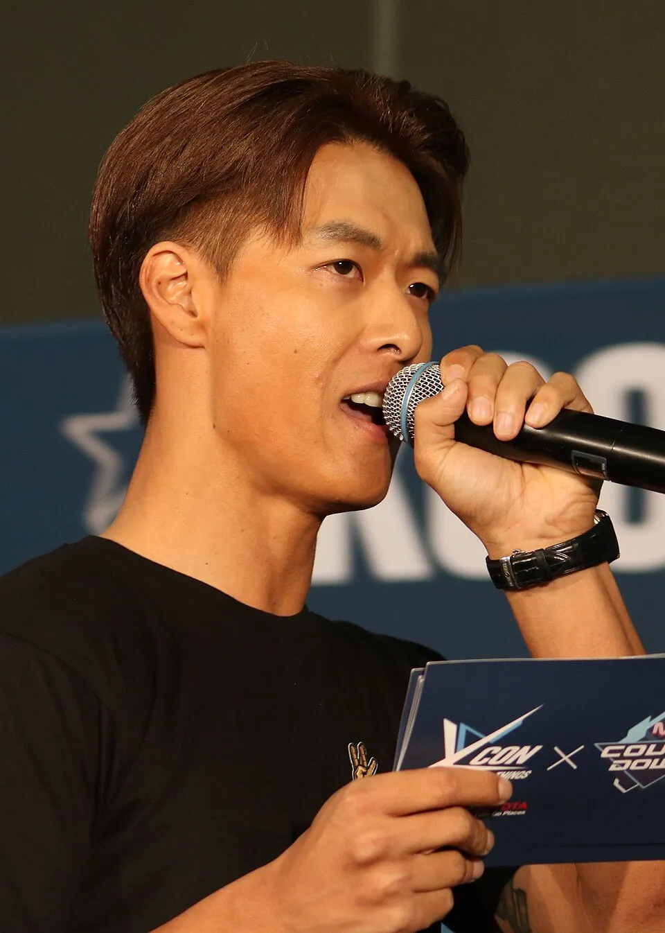 Profil Taebin musisi hip hop anggota 1TYM dan host televisi