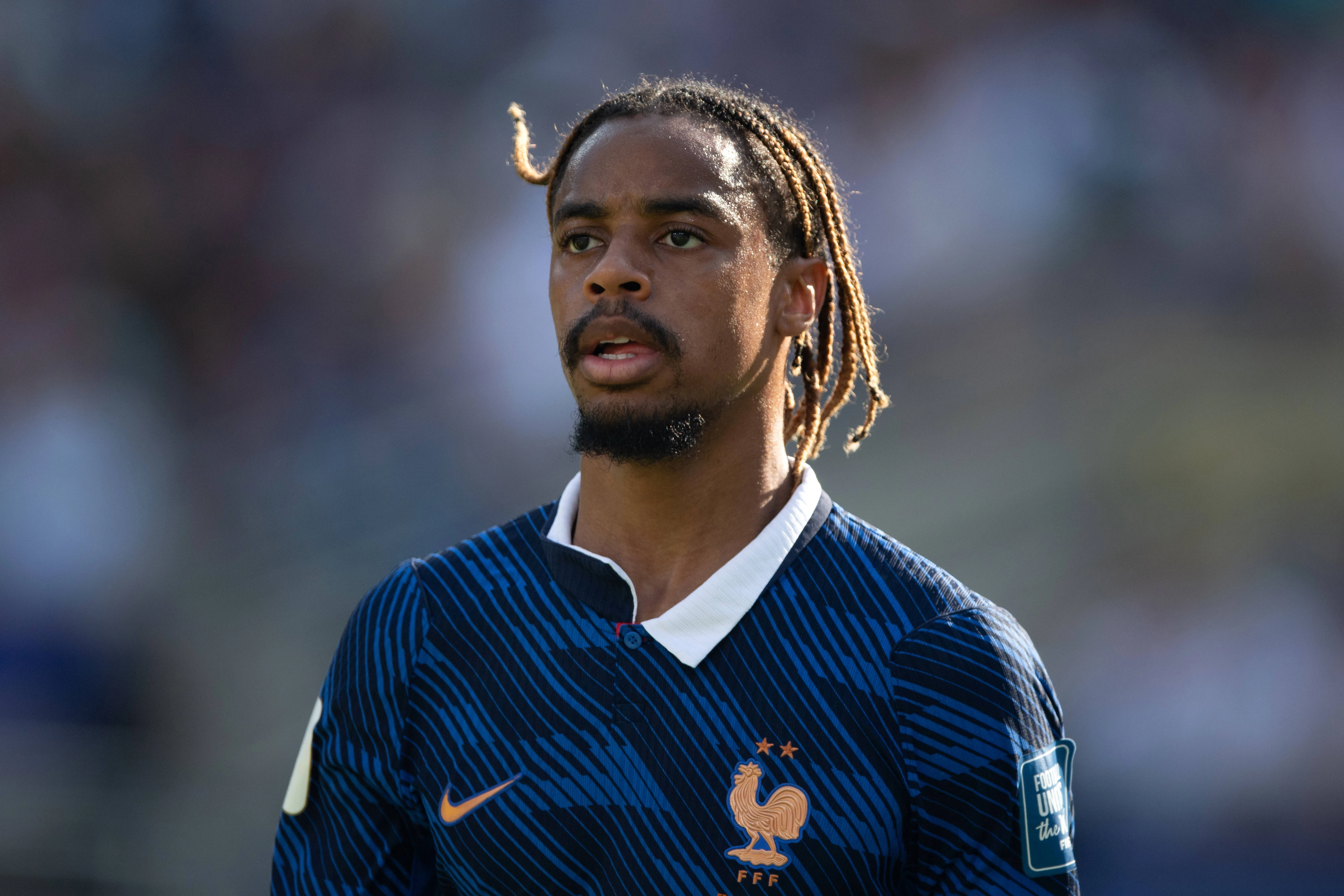 PSG pasang harga tinggi untuk Bradley Barcola di bursa transfer