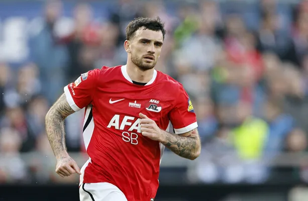 Real Betis jadi favorit terdepan amankan transfer Troy Parrott dari AZ Alkmaar