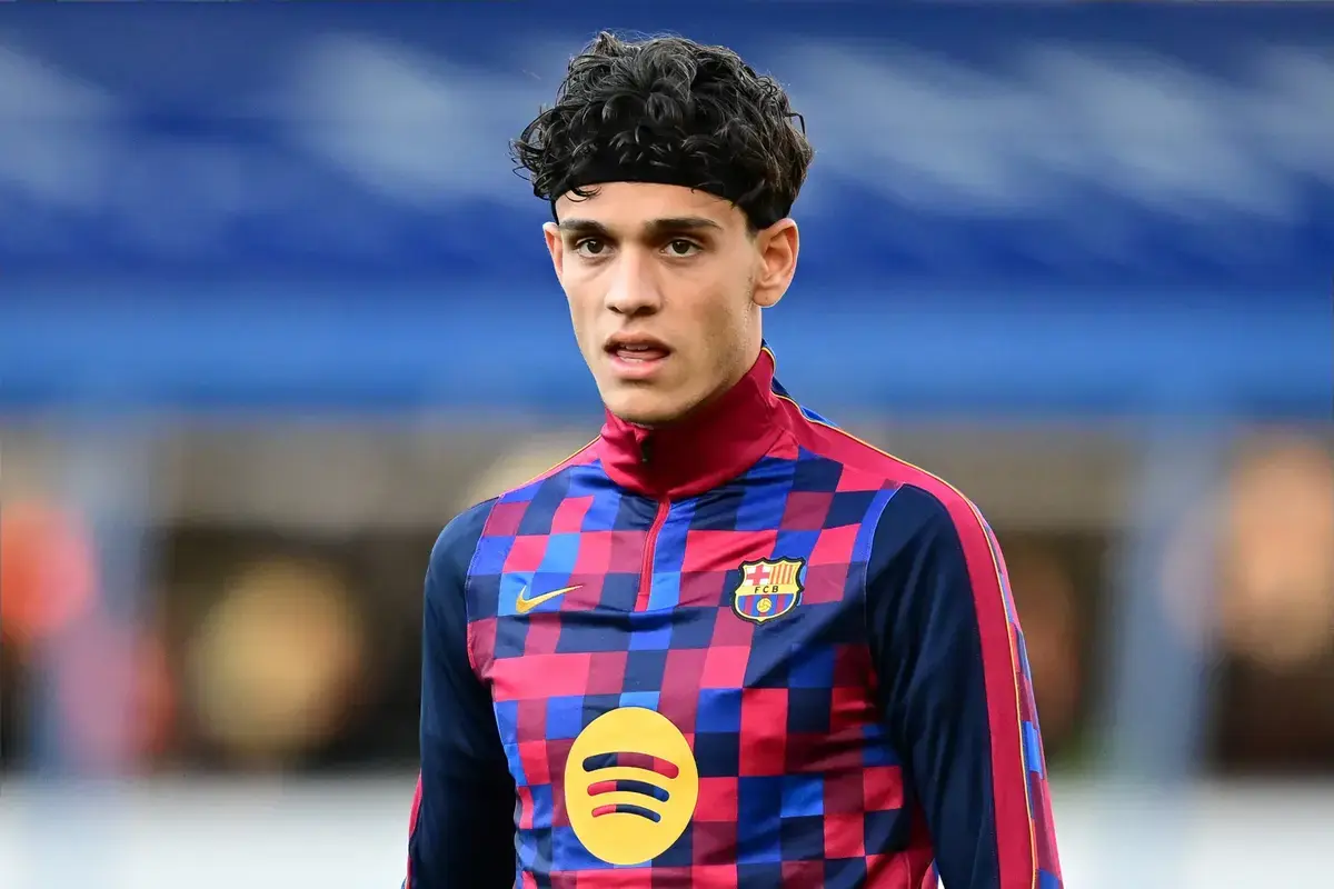 Real Sociedad bersaing dengan Borussia Dortmund merekrut bek muda Barcelona Hector Fort