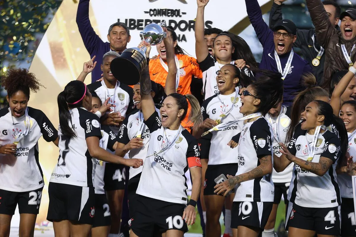 Dominasi Corinthians hiasi daftar rekor penonton terbanyak sepak bola wanita di Brasil