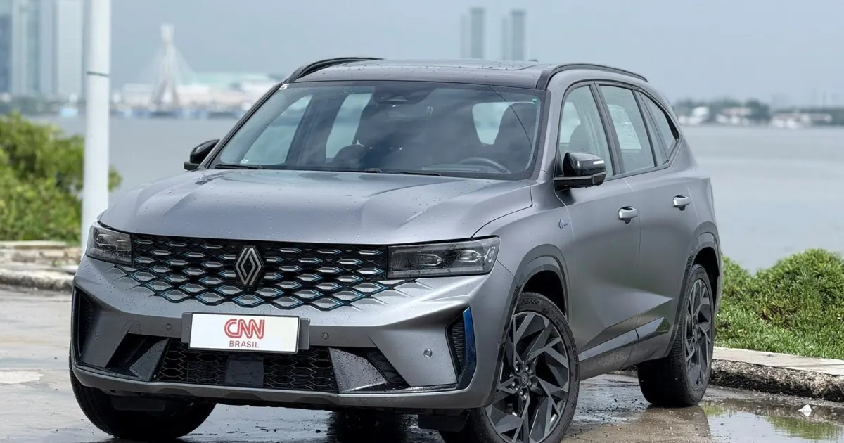 Uji berkendara Renault Koleos Full Hybrid mengungkap kemewahan fitur dan konsumsi bahan bakar