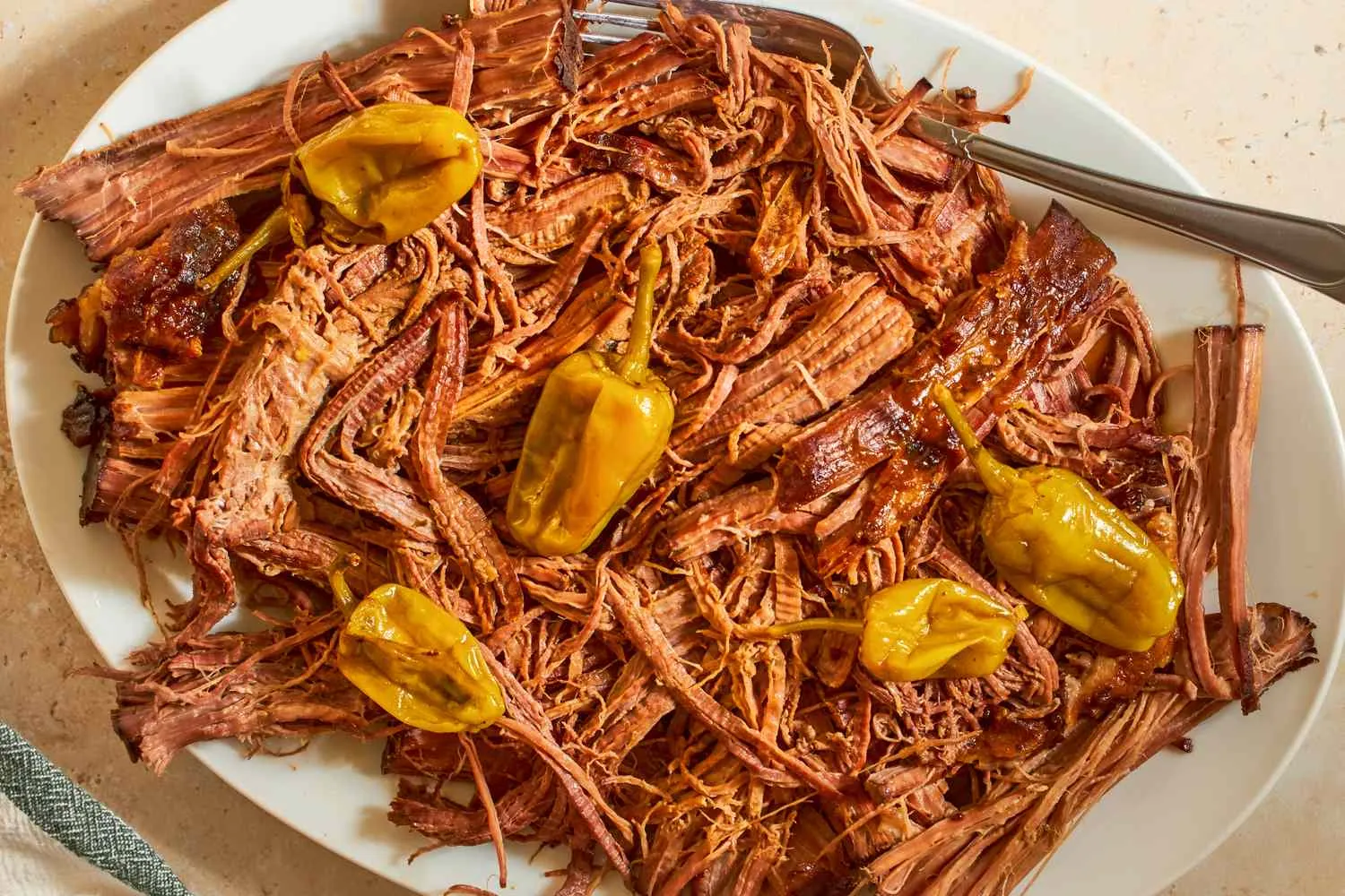 Resep Mississippi Pot Roast 5 bahan lezat dan praktis dimasak dengan slow cooker