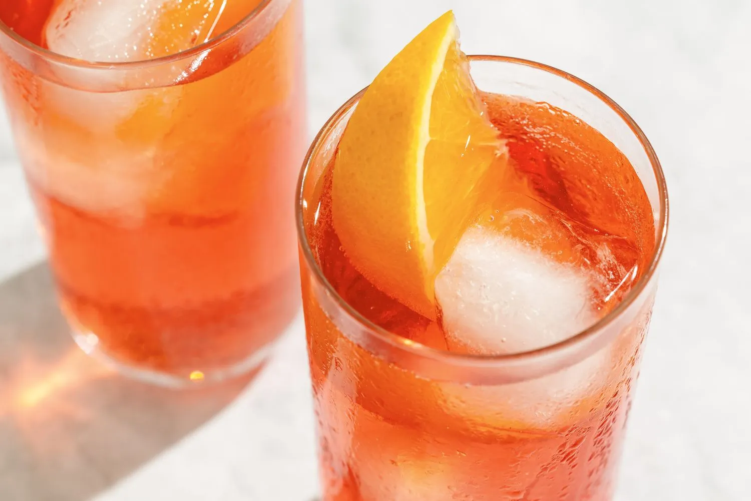 Resep Snake on the Water cocktail segar dengan 4 bahan ala Mark Beahm