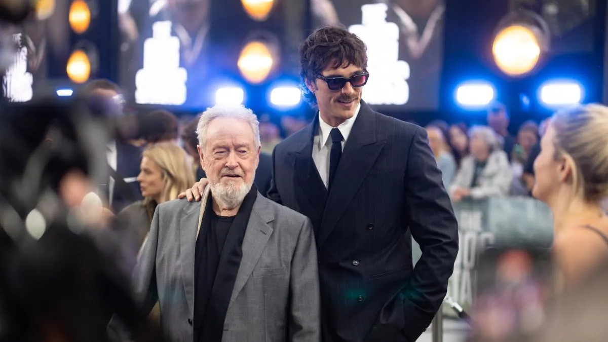 Ridley Scott dan Jacob Elordi hadir dalam perilisan film terbaru La constelación del perro