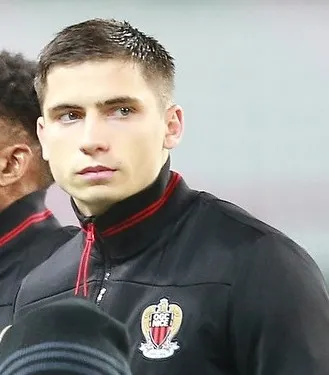 Romain Perraud, bek kiri andalan yang memperkuat klub Ligue 1 Prancis, Lille