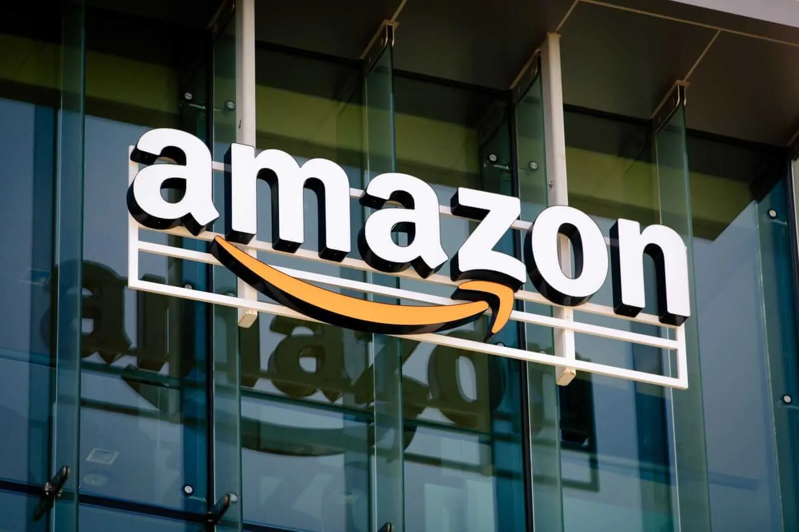 Saham Amazon catat rekor tertinggi dengan potensi pertumbuhan kuat dari AWS dan AI