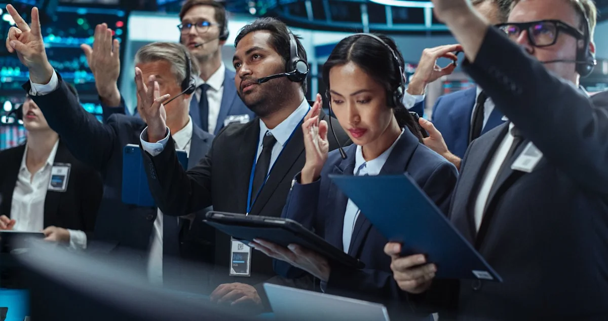 Saham Tesla, Nvidia, dan Apple catatkan aktivitas perdagangan tertinggi di pasar