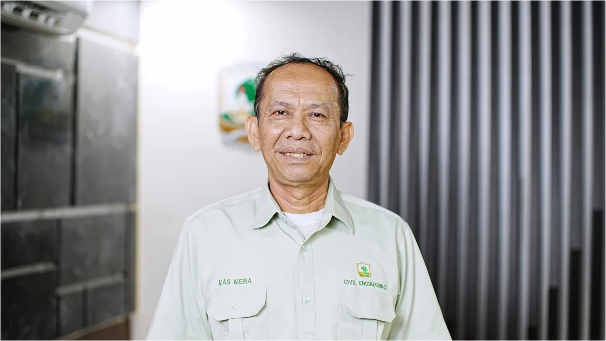 Kondisi sedimentasi di segmen hilir Batang Kuranji dan analisis penataan muara sungai