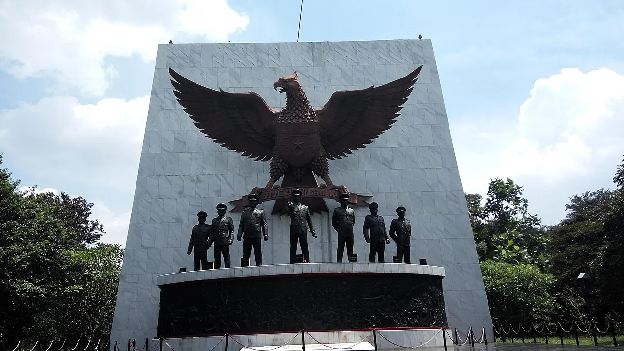 Gerakan 30 September menjadi salah satu lembaran sejarah paling kelam dan titik balik perubahan politik di Indonesia