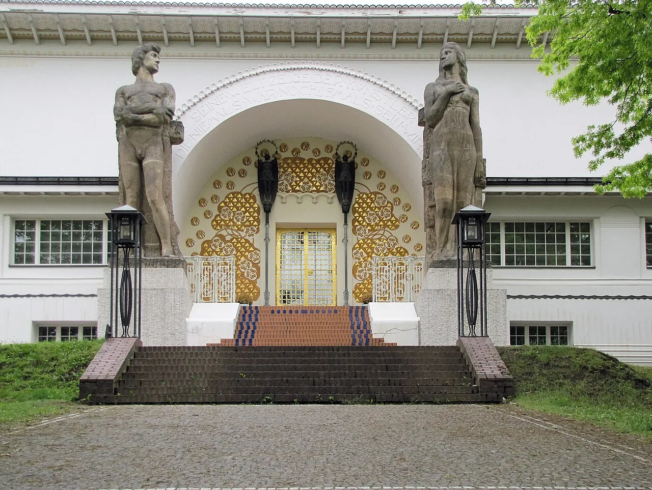 Jugendstil, gerakan seni dekoratif dan arsitektur modern yang berpengaruh di Eropa