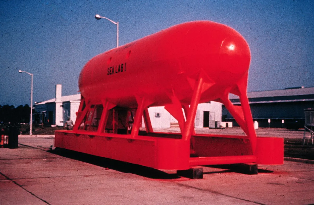 SEALAB menjadi tonggak penting dalam sejarah eksplorasi dan penyelaman saturasi bawah air oleh Angkatan Laut Amerika Serikat