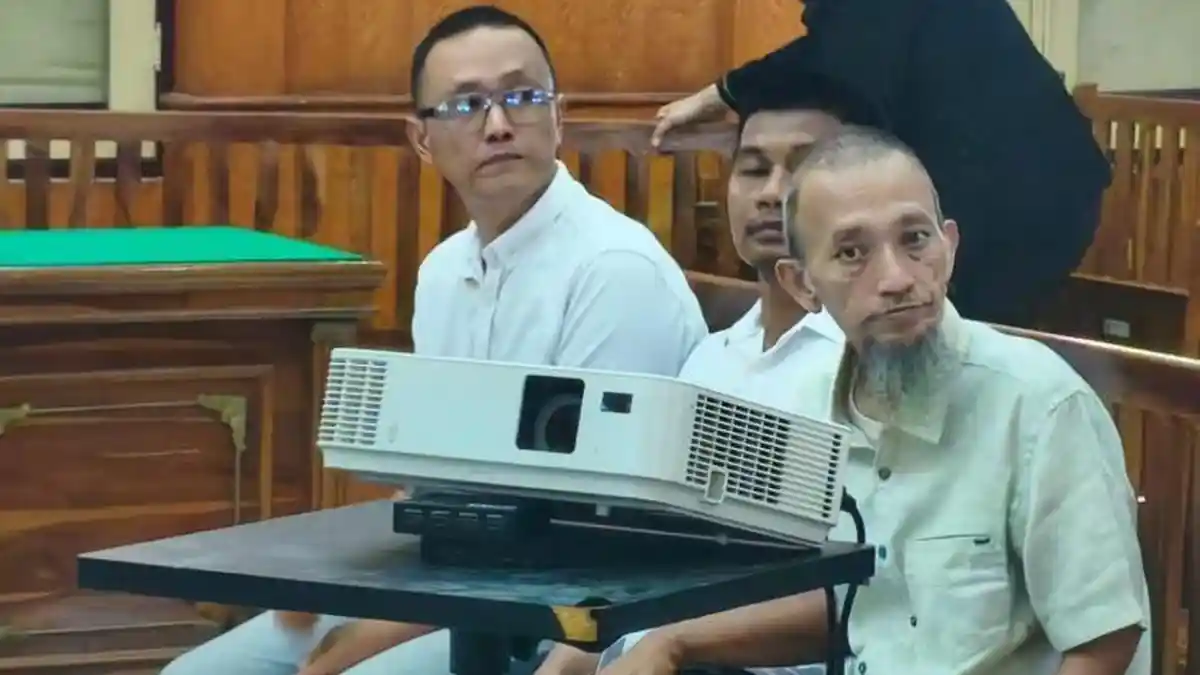 Sidang perdana kasus korupsi bansos Labusel di Pengadilan Negeri Medan