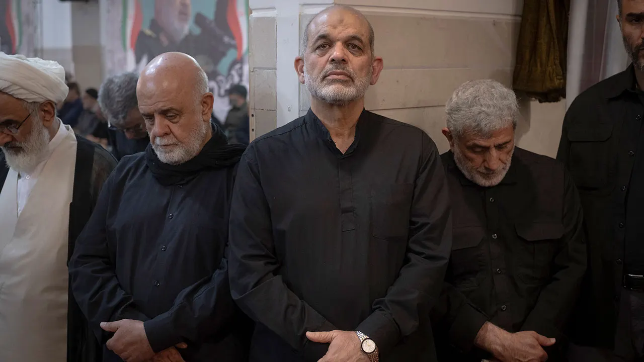 Pejabat militer Iran dalam upacara resmi di Teheran