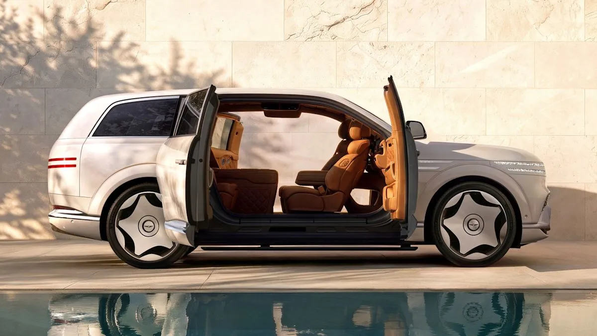 SUV mewah listrik Genesis GV90 hadir dengan desain pintu unik dan futuristik