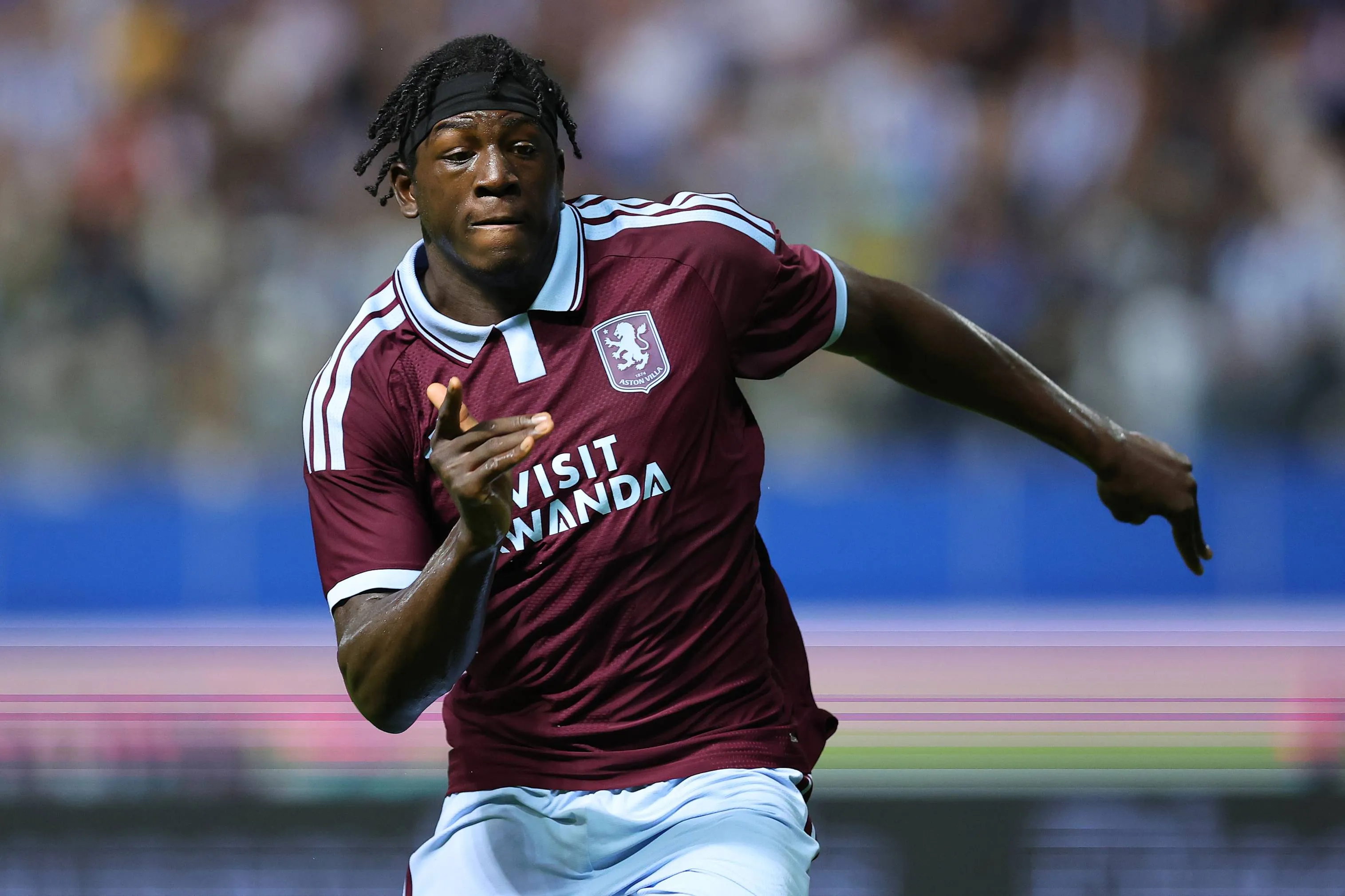 Taylor Harwood-Bellis dicoret Unai Emery dari skuad Aston Villa di Liga Champions