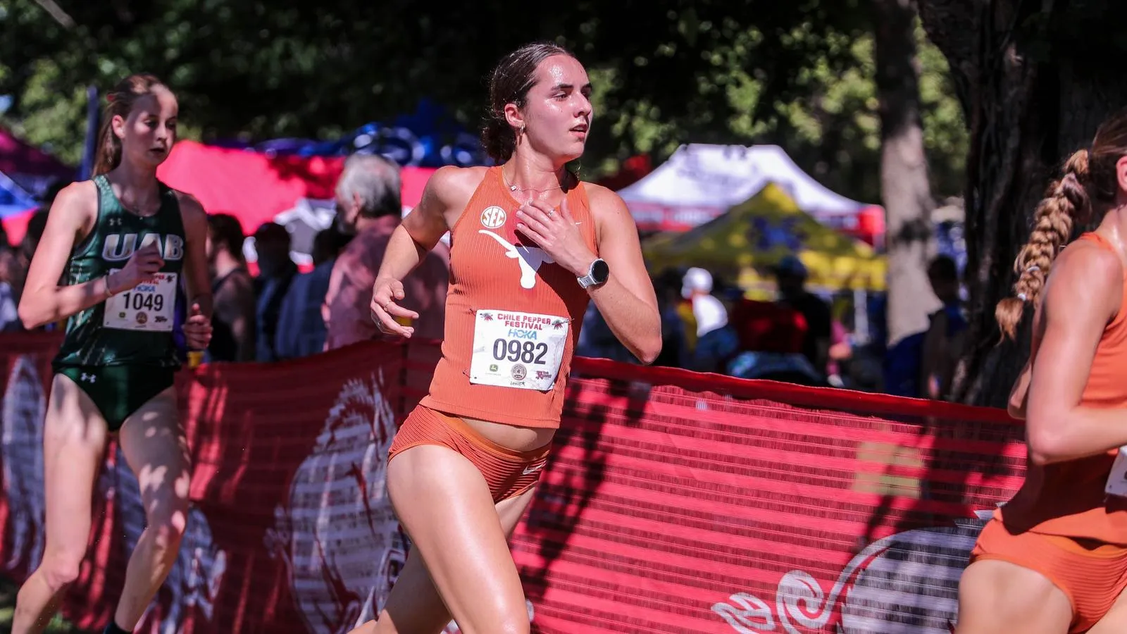 Tim Texas Cross Country memulai musim kompetisi 2026 di Floyd Farms Invitational