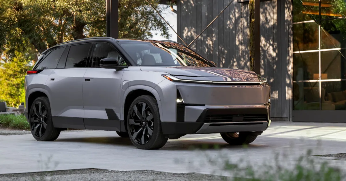 Toyota tunda peluncuran mobil listrik Highlander EV hingga 2027