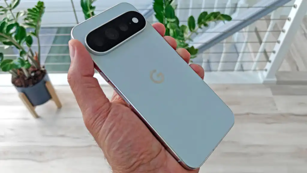 Ulasan Google Pixel 11 Pro XL dengan layar terang dan fitur Gemini AI