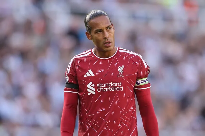 Virgil van Dijk sebut Dominik Szoboszlai sebagai calon kapten masa depan Liverpool